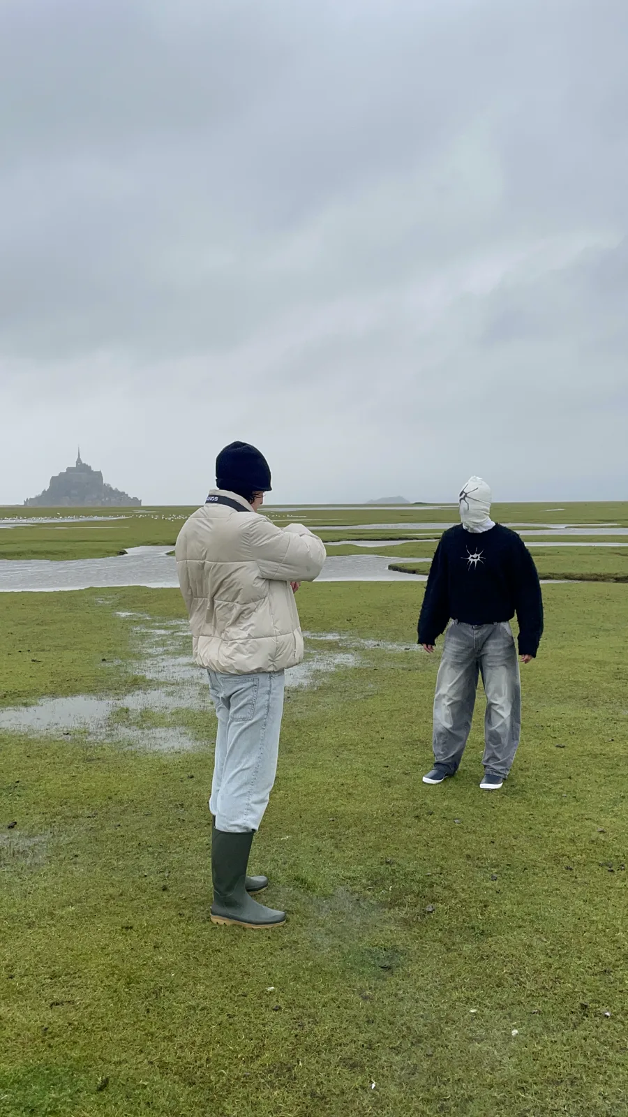 Coulisses du shooting Amosia au Mont-Saint-Michel